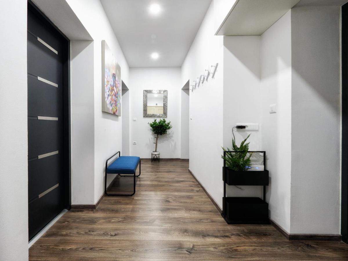Arena Delight Studio Apartments Pula Buitenkant foto