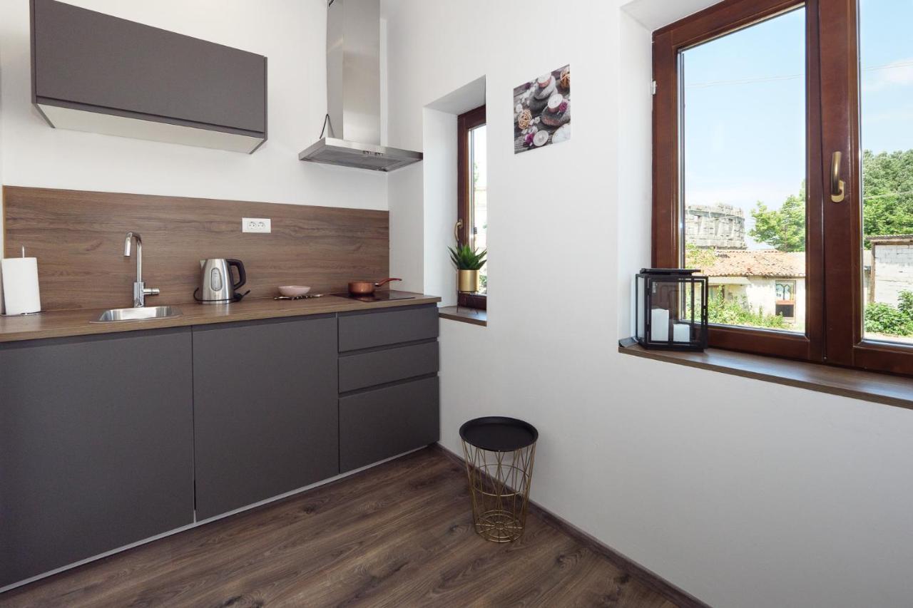 Arena Delight Studio Apartments Pula Buitenkant foto